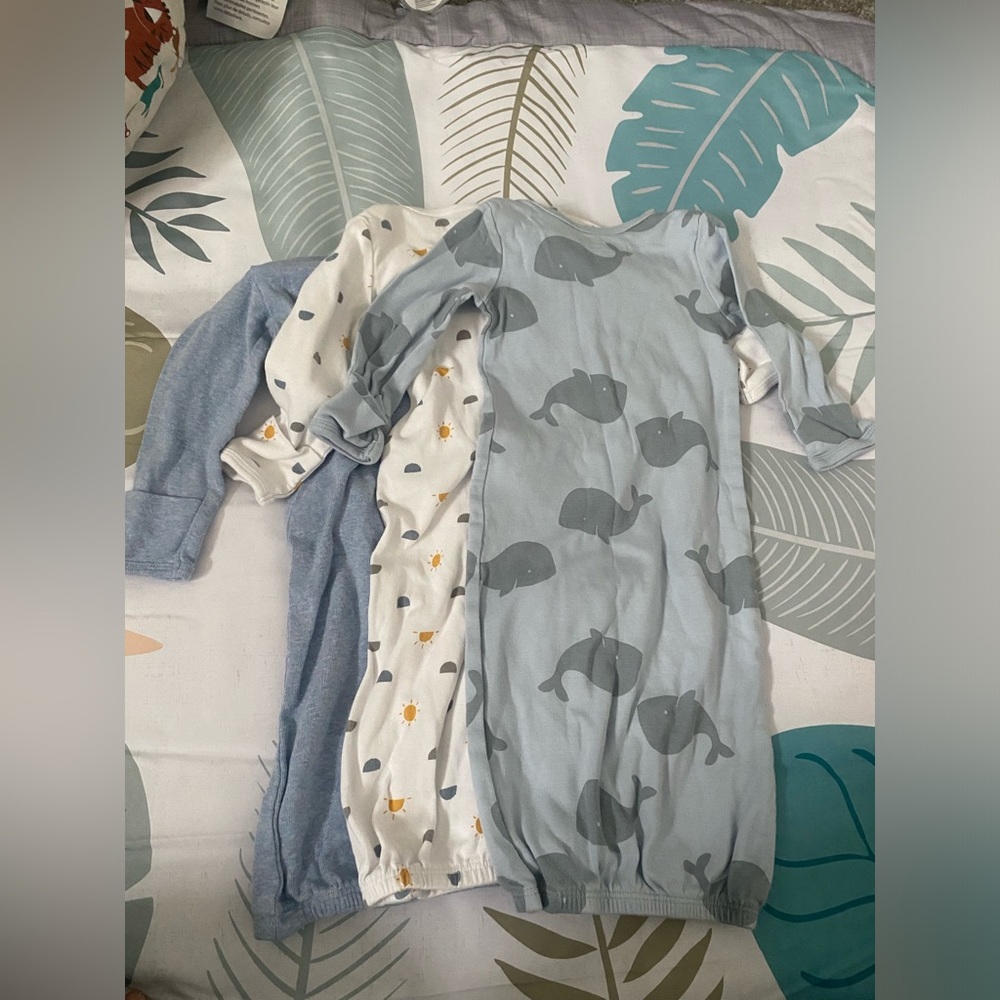 Simple Joys by Carter's Blue and White Baby Sleep Gowns